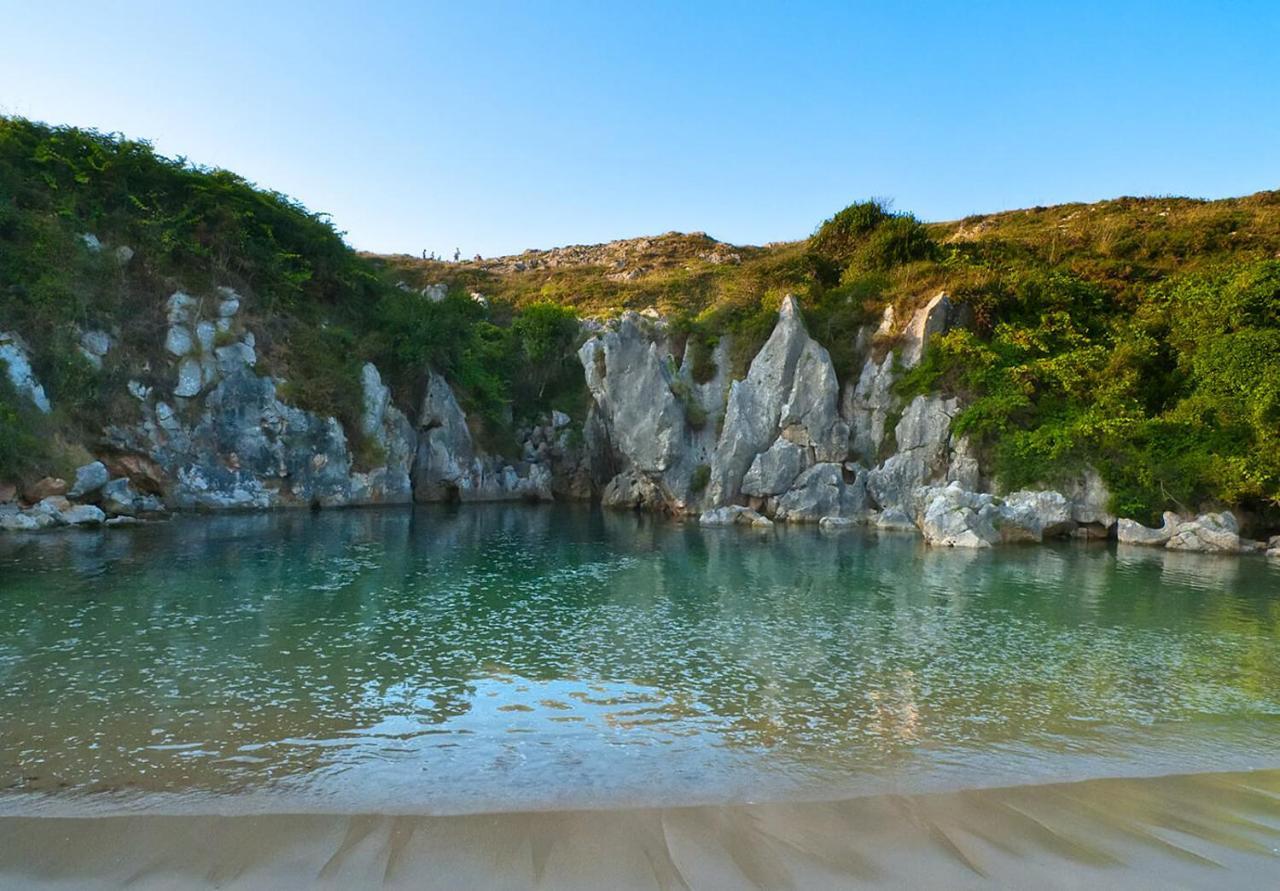 La Cueva De Villahormes 外观 照片